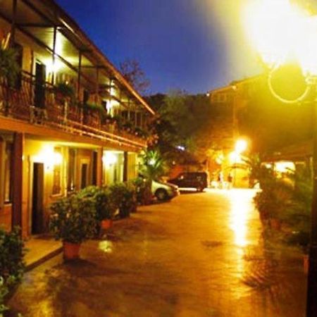 Hotel La Locanda Del Borgo Rome Exterior photo